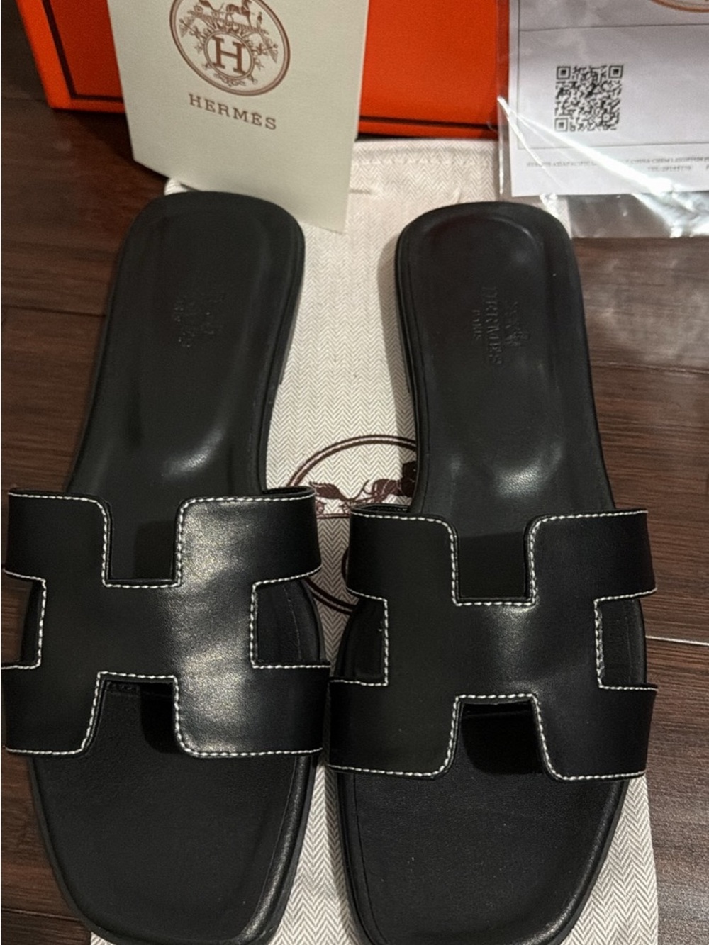 Hermes Black Leather Oran Slide Sandals with White Stitching